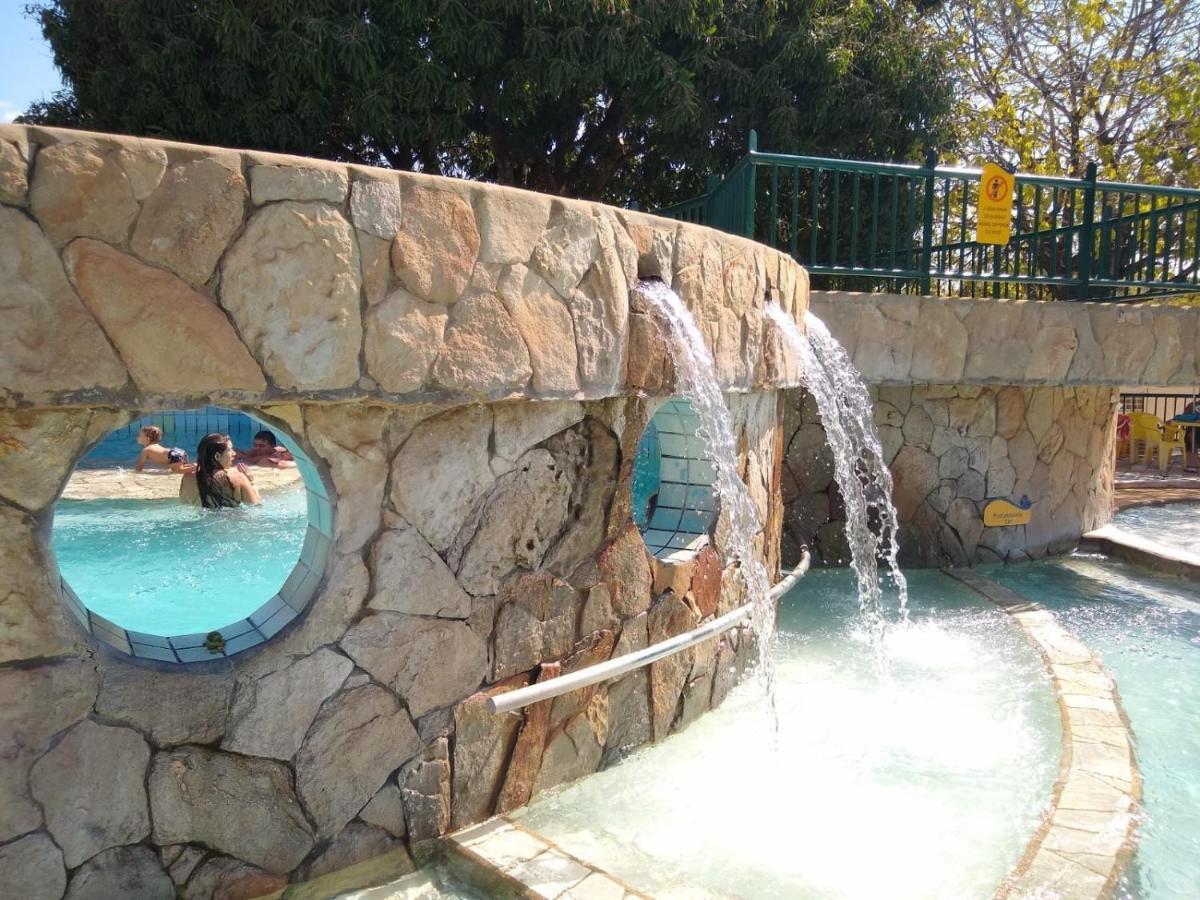Piazza Diroma Villa Caldas Novas Exteriör bild