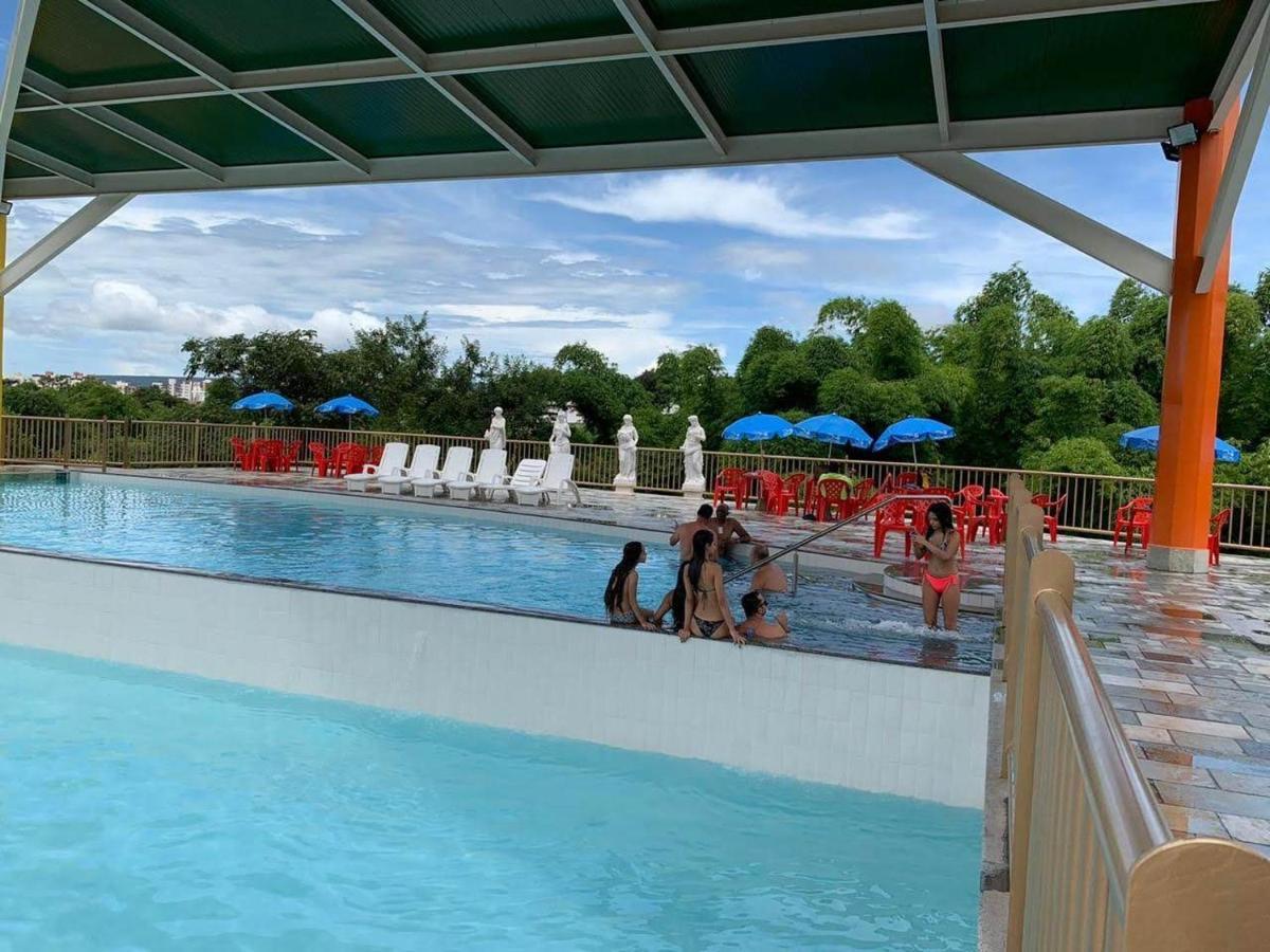 Piazza Diroma Villa Caldas Novas Exteriör bild